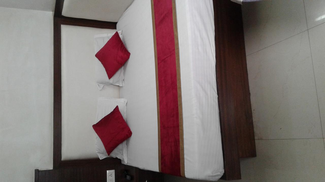 White House Tourist Lodge Yeni Delhi Dış mekan fotoğraf